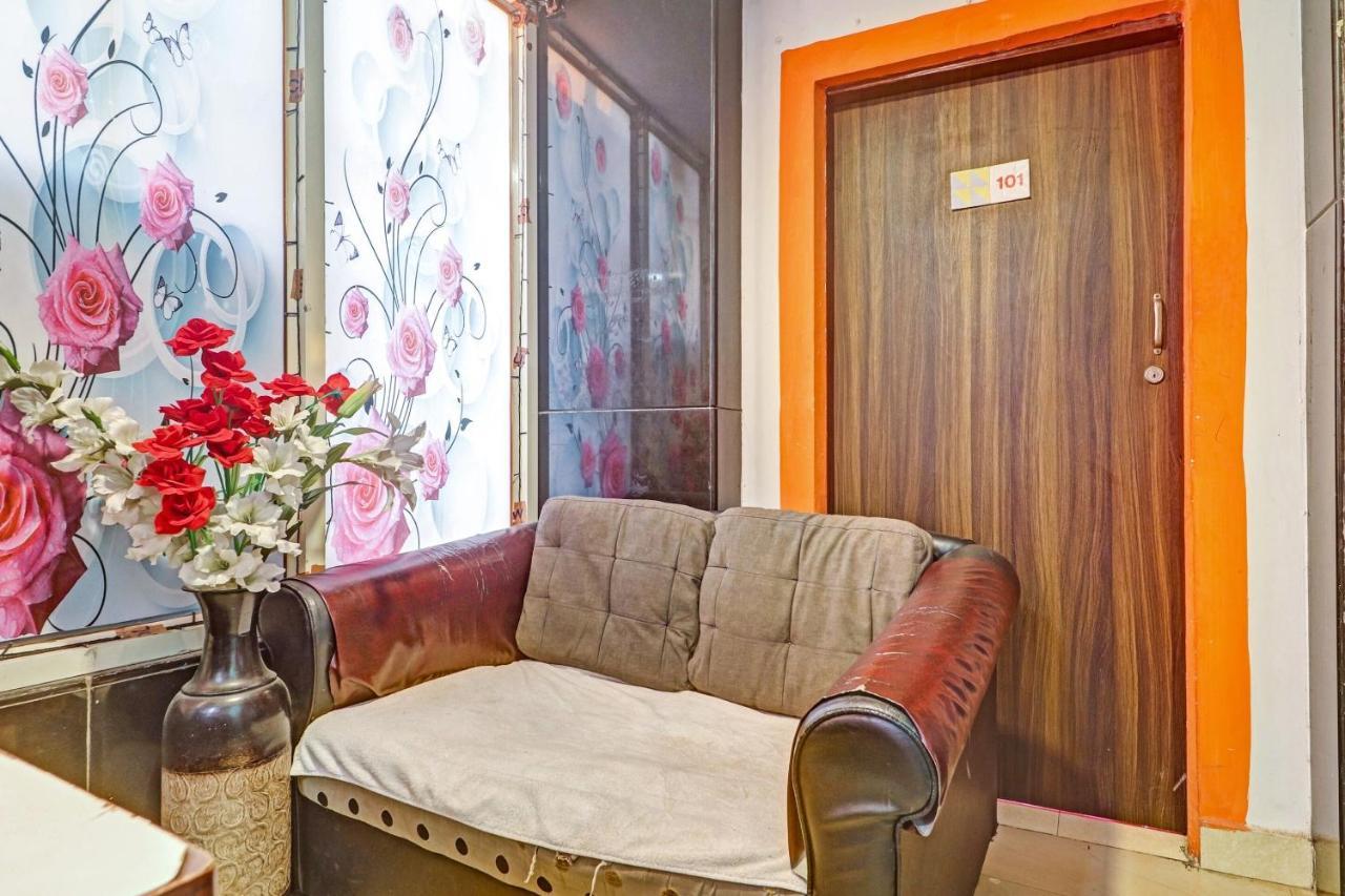 Hotel O New Lakeview Palace 하이데라바드 외부 사진