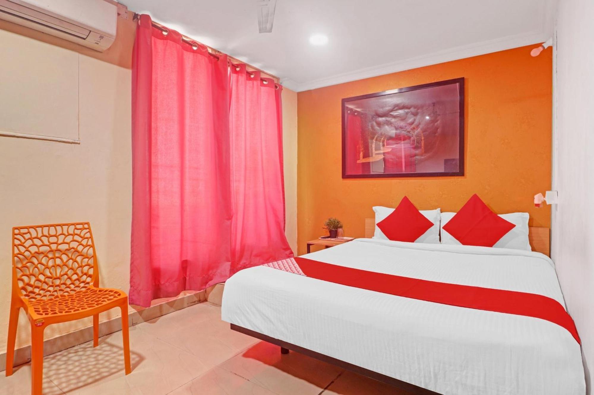 Hotel O New Lakeview Palace 하이데라바드 외부 사진
